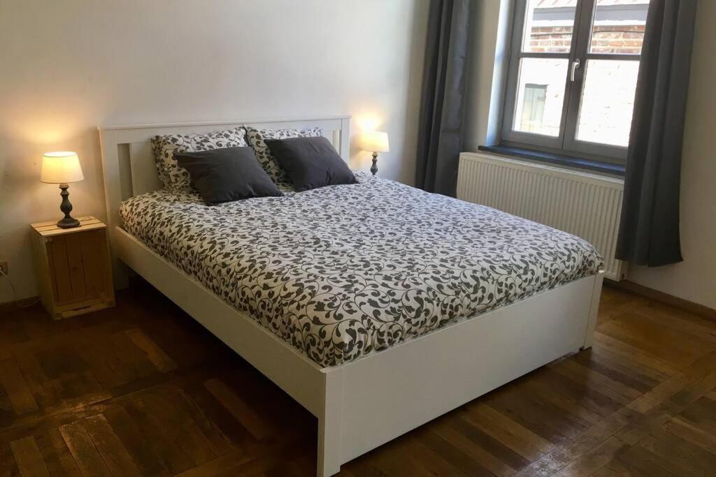 En Plein Coeur De Bruxelles. Superbe Duplex.a Voir! Apartamento